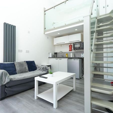 Апартаменти Modern & Stylish Studio In Reading Centre Екстер'єр фото